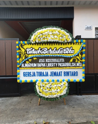 Papan Bunga Duka di Marabahan